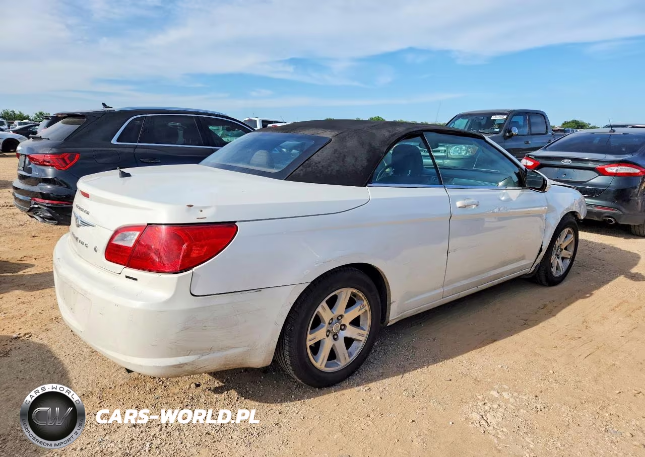 2010 Chrysler Sebring Touring VIN:1C3BC5ED6AN142676 - 3