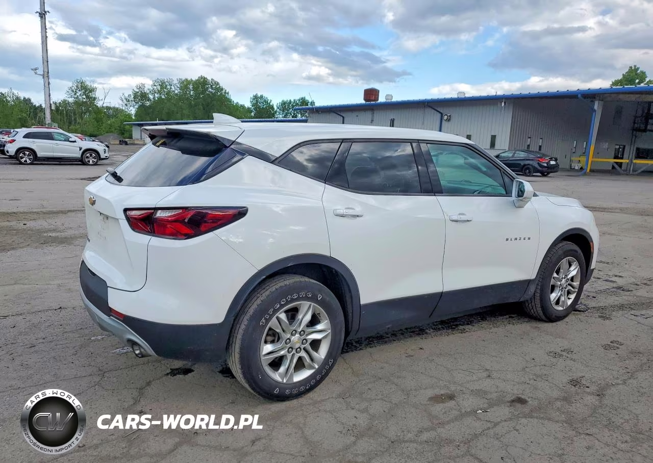 2019 Chevrolet Blazer 1Lt VIN:3GNKBBRA3KS673619 - 3