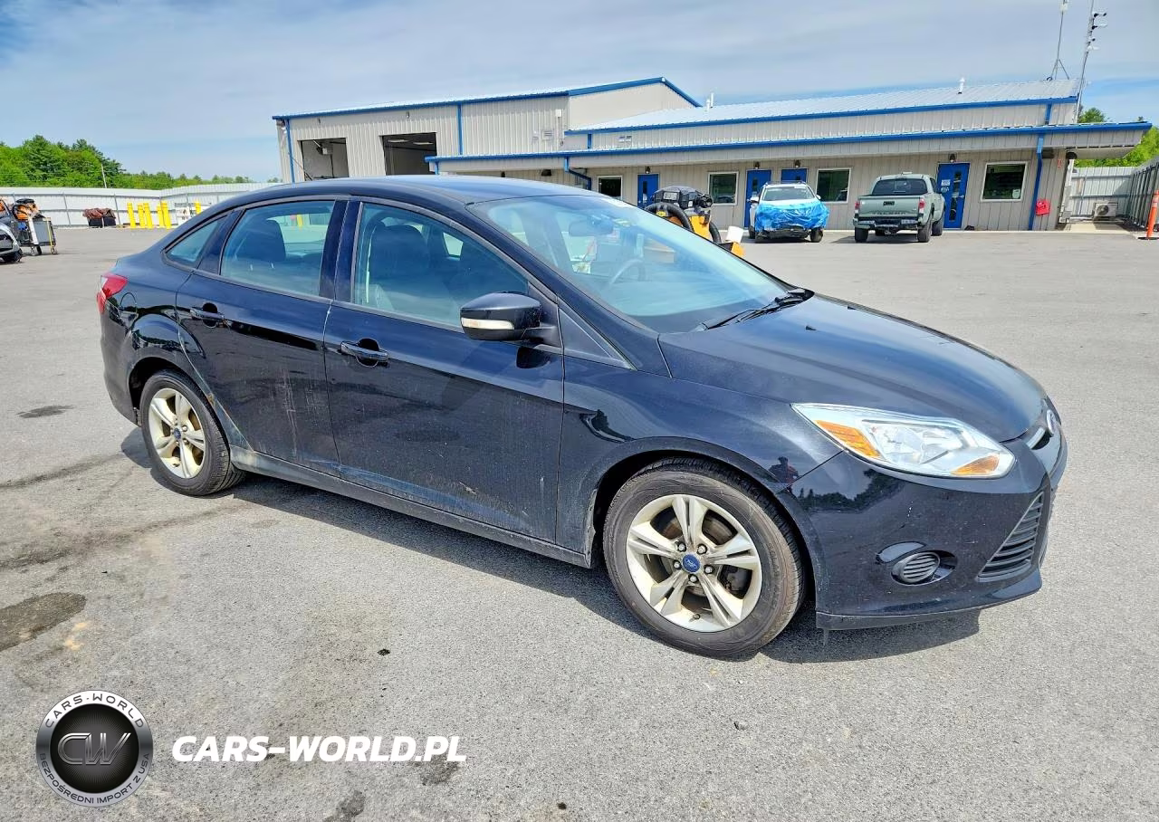 2013 Ford Focus Se VIN:1FADP3F29DL348381 - 4