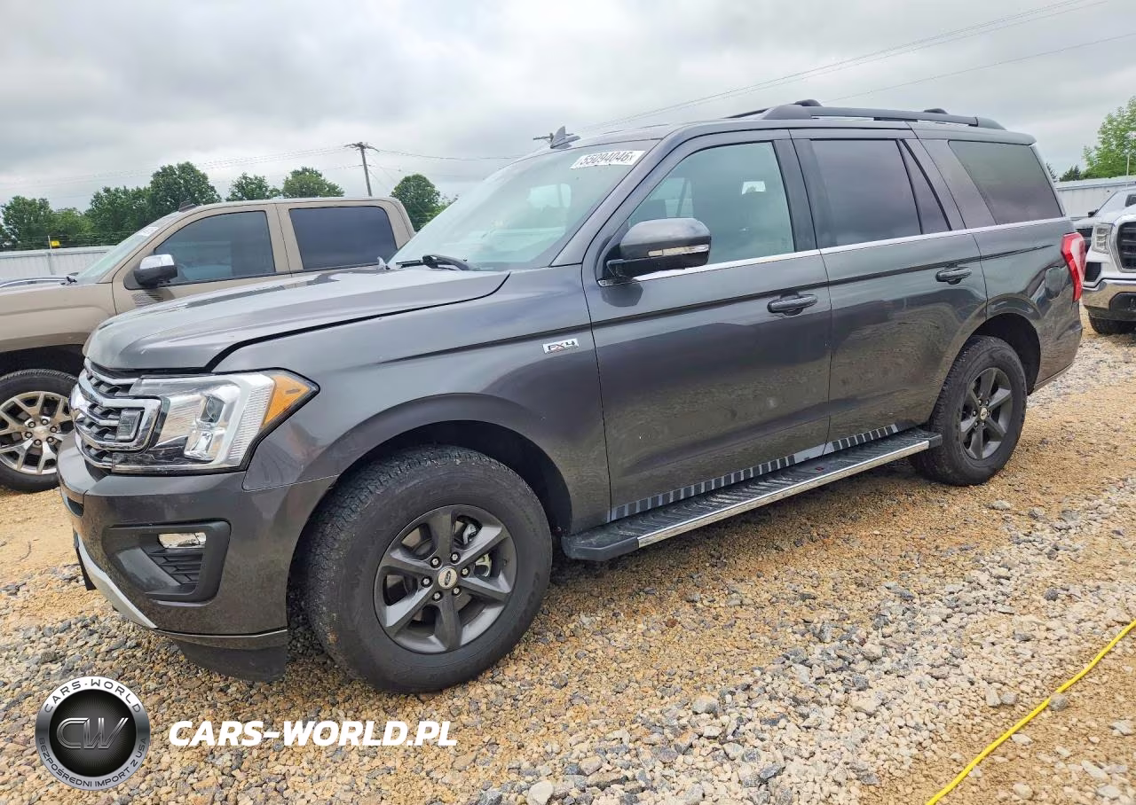 2018 Ford Expedition Xlt VIN:1FMJU1JT0JEA52915 - 1