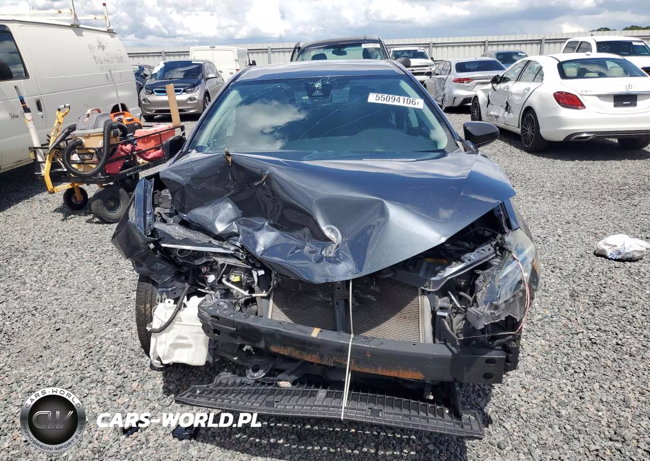 2019 Toyota Corolla Le VIN:2T1BURHEXKC165368 - 5