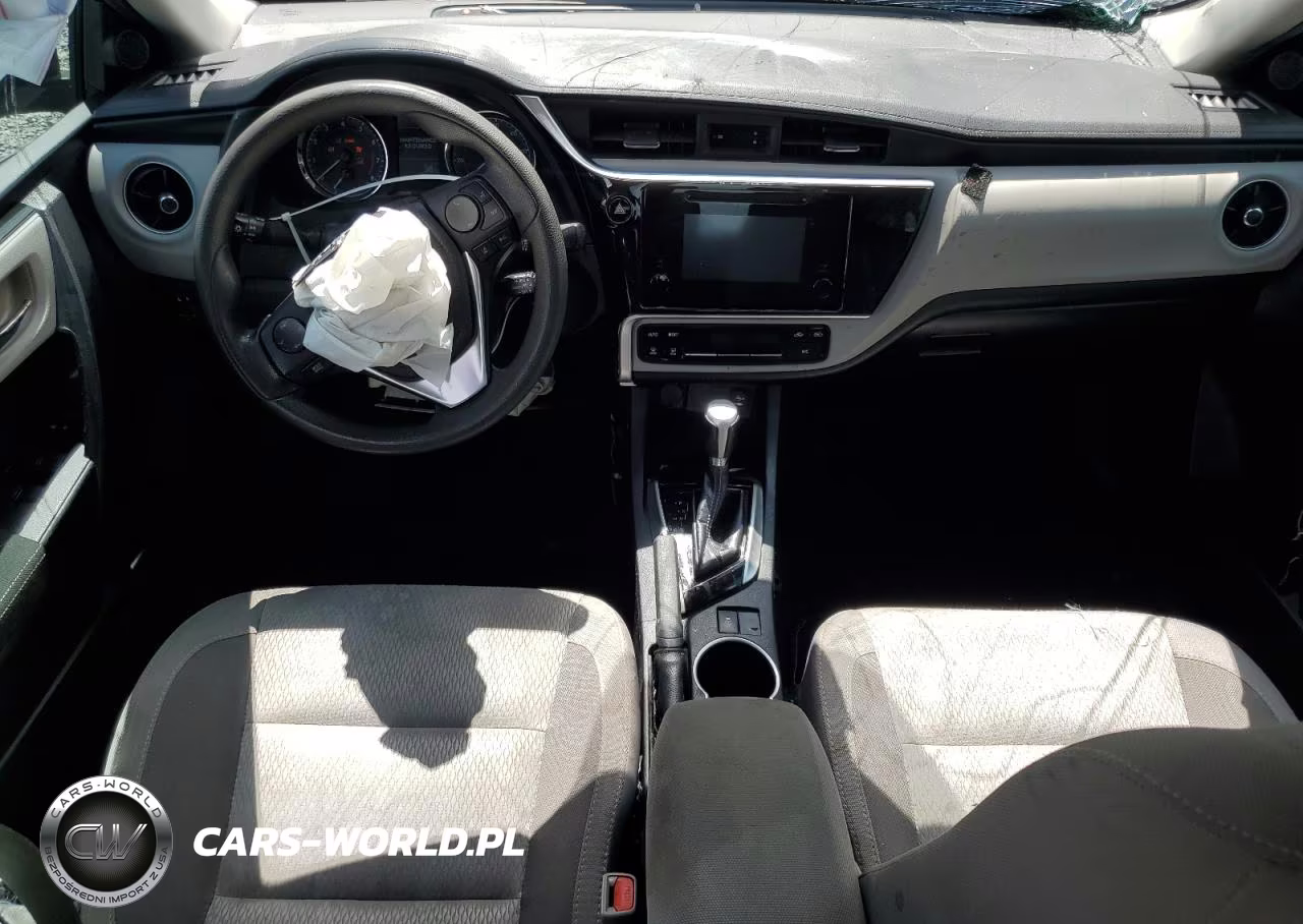 2019 Toyota Corolla Le VIN:2T1BURHEXKC165368 - 8