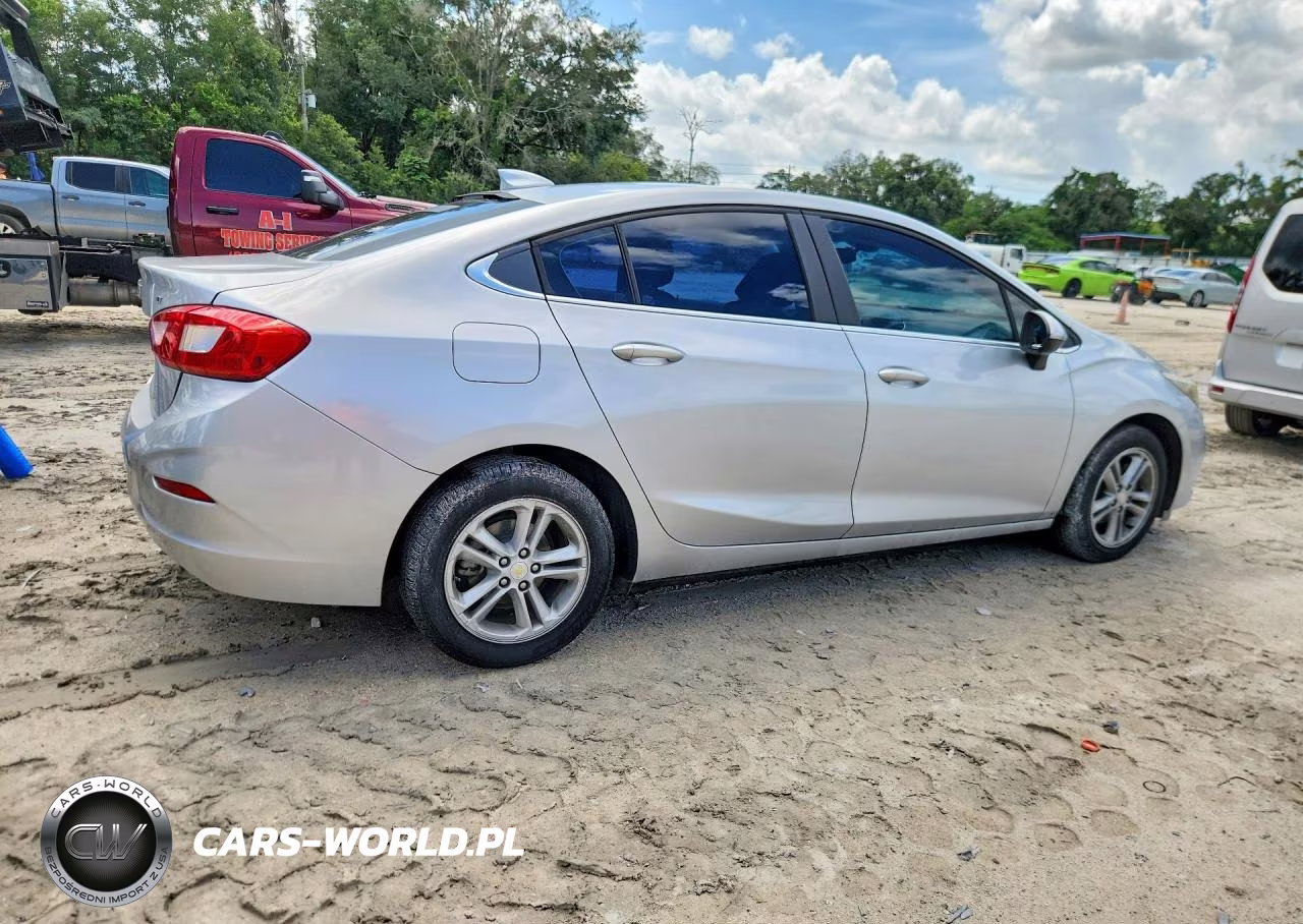 2016 Chevrolet Cruze Lt VIN:1G1BE5SM6G7284896 - 3