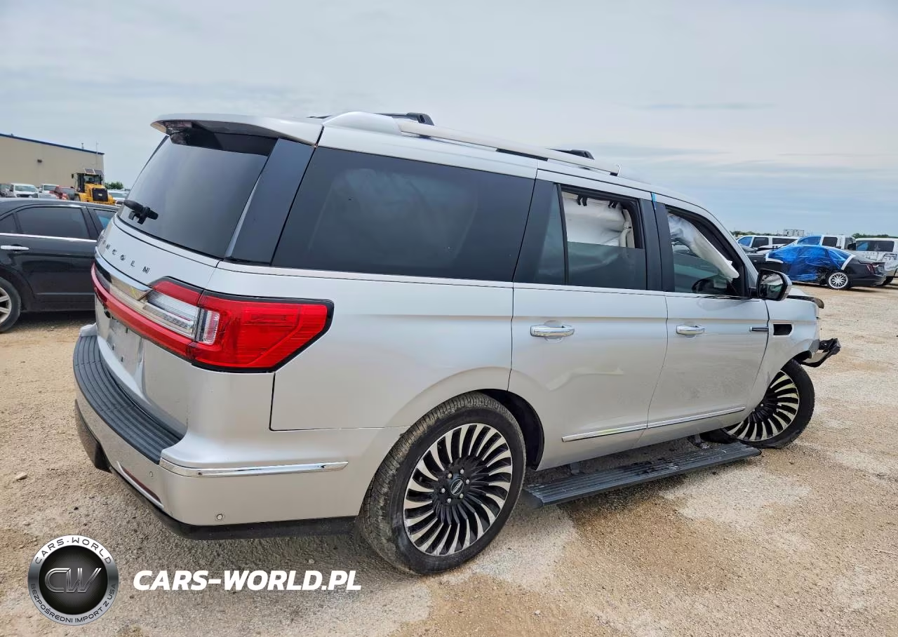 2019 Lincoln Navigator Black Label VIN:5LMJJ2TTXKEL00016 - 3