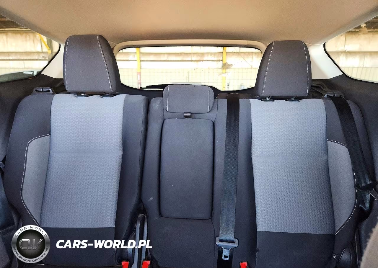 2017 Ford Escape Se VIN:1FMCU9GDXHUD91933 - 10