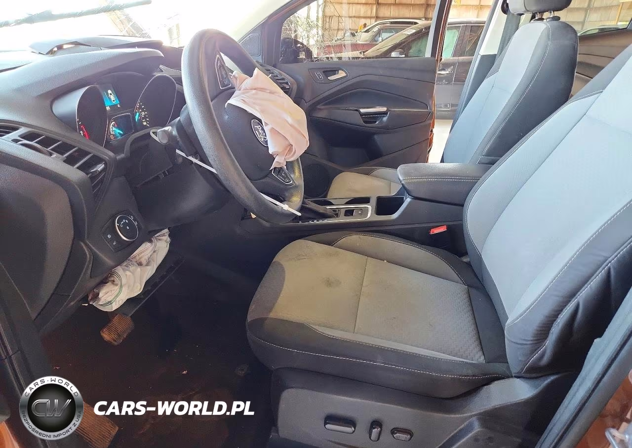 2017 Ford Escape Se VIN:1FMCU9GDXHUD91933 - 7