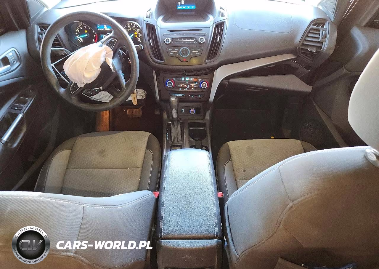 2017 Ford Escape Se VIN:1FMCU9GDXHUD91933 - 8