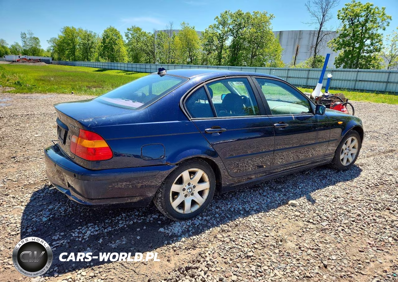 2004 BMW 325 Xi VIN:WBAEU334X4PF60924 - 3