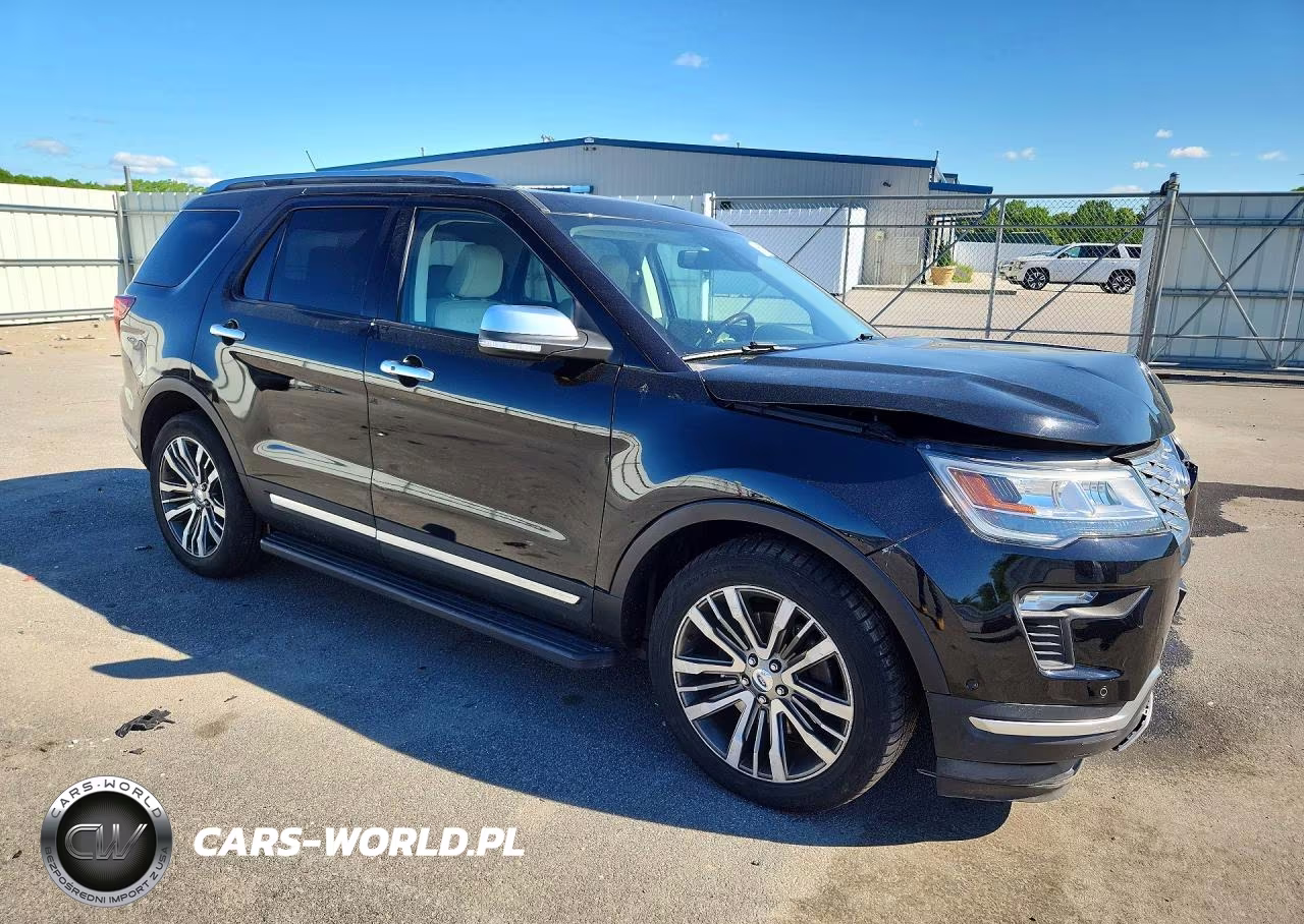 2018 Ford Explorer Platinum VIN:1FM5K8HT2JGC29913 - 4