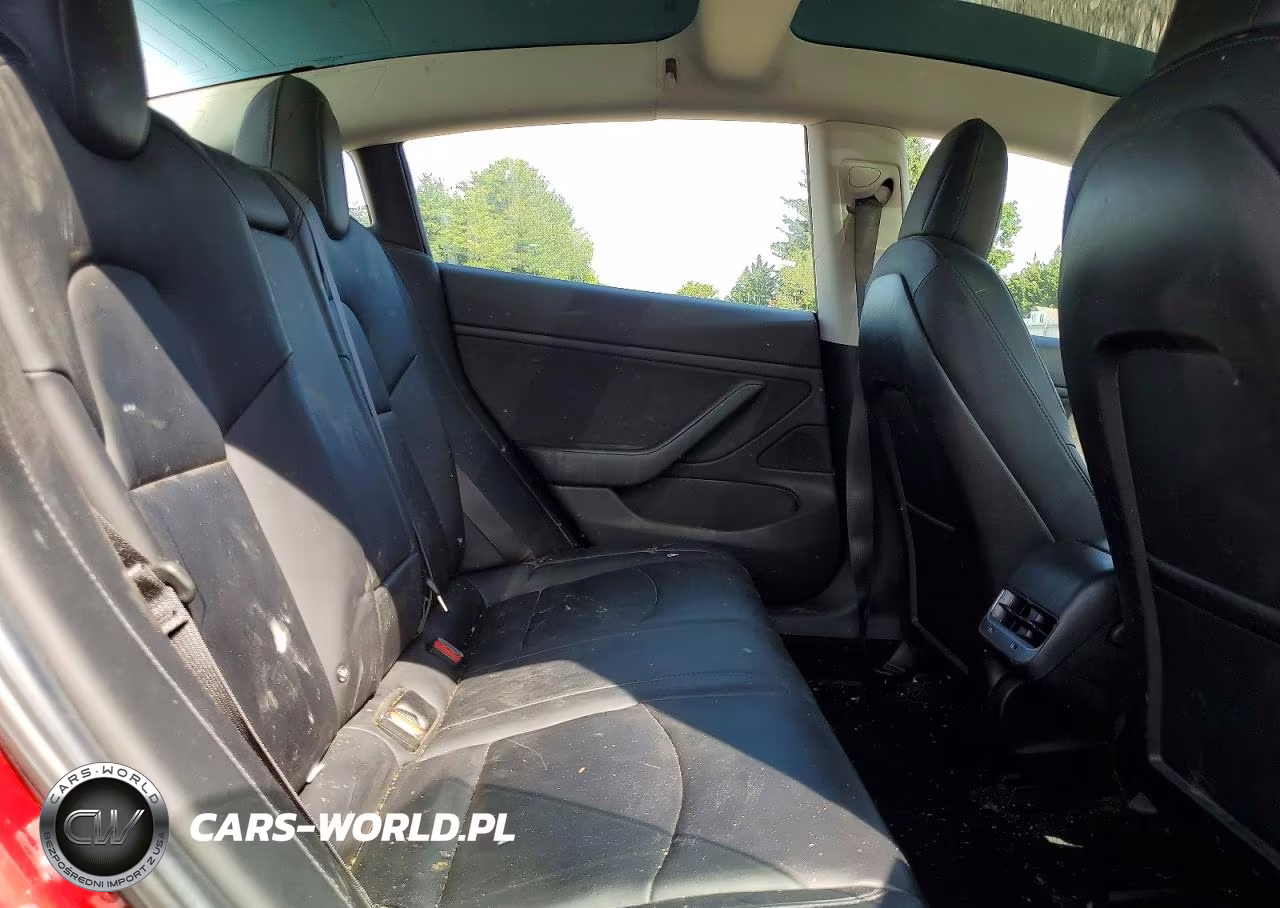 2018 Tesla Model 3 VIN:5YJ3E1EA8JF004211 - 10