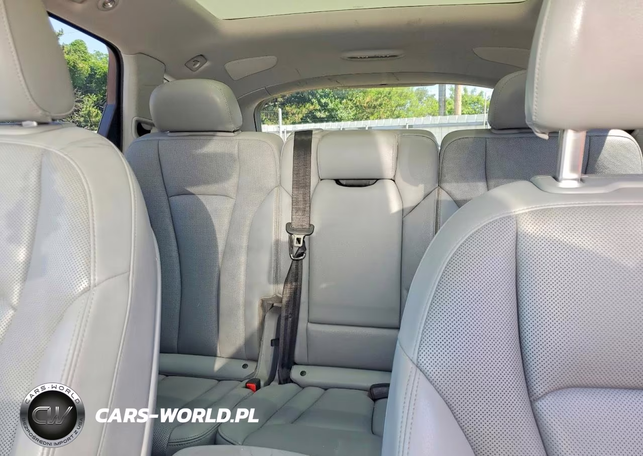 2019 Audi Q7 Premium Plus VIN:WA1LAAF7XKD001053 - 10