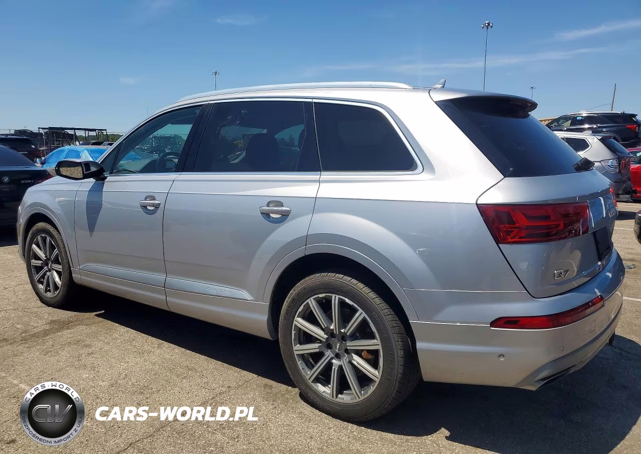 2019 Audi Q7 Premium Plus VIN:WA1LAAF7XKD001053 - 2