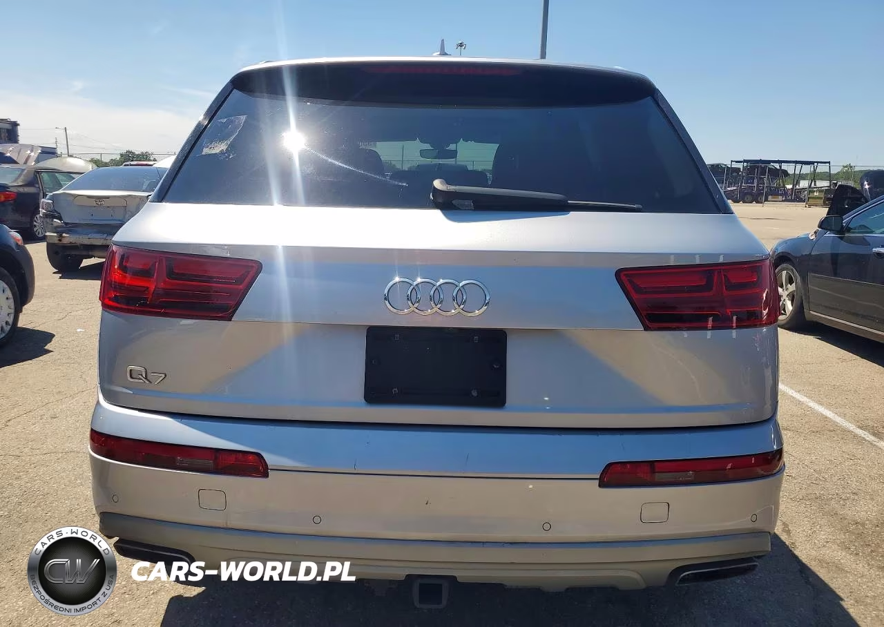 2019 Audi Q7 Premium Plus VIN:WA1LAAF7XKD001053 - 6