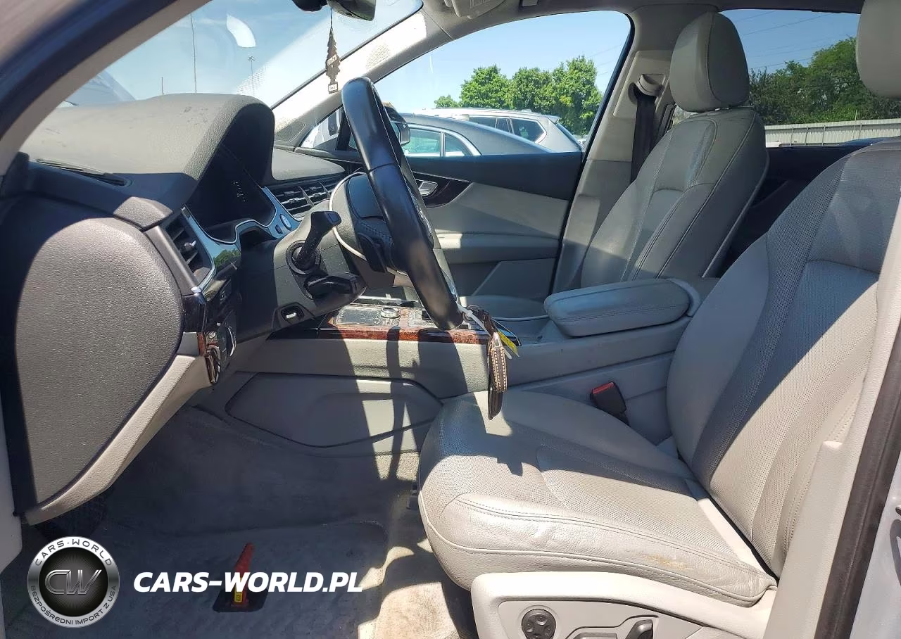 2019 Audi Q7 Premium Plus VIN:WA1LAAF7XKD001053 - 7