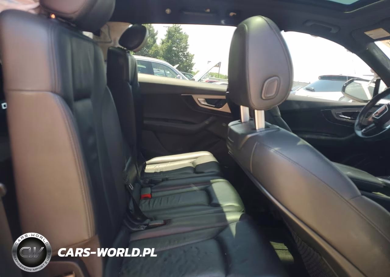 2018 Audi Q7 Premium Plus VIN:WA1LHAF73JD036253 - 11