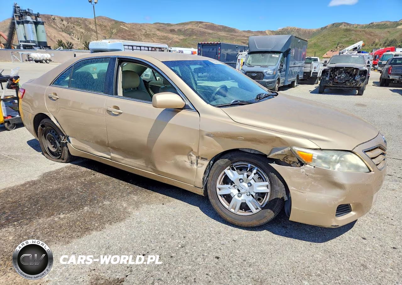 2011 Toyota Camry Le VIN:4T1BF3EKXBU190321 - 4