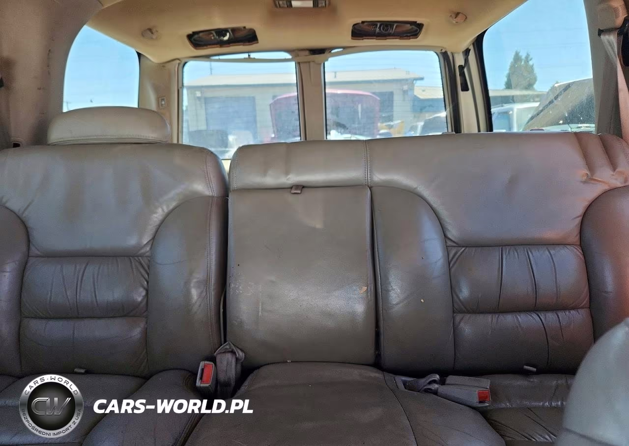 1999 GMC Yukon VIN:1GKEK13R0XJ734825 - 10