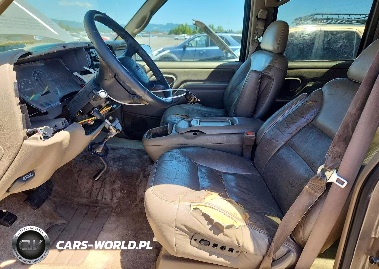 1999 GMC Yukon VIN:1GKEK13R0XJ734825 - 7