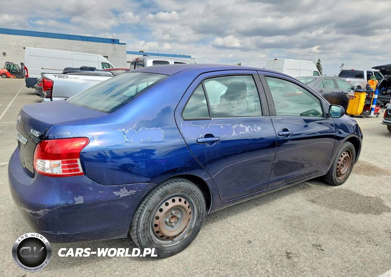 2007 Toyota Yaris Base VIN:JTDBT923371117006 - 3