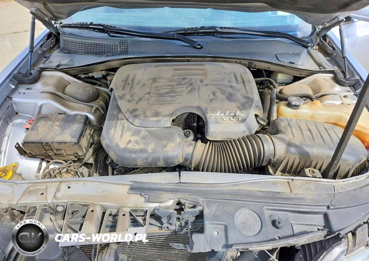 2014 Chrysler 300 VIN:2C3CCAAG0EH157394 - 11