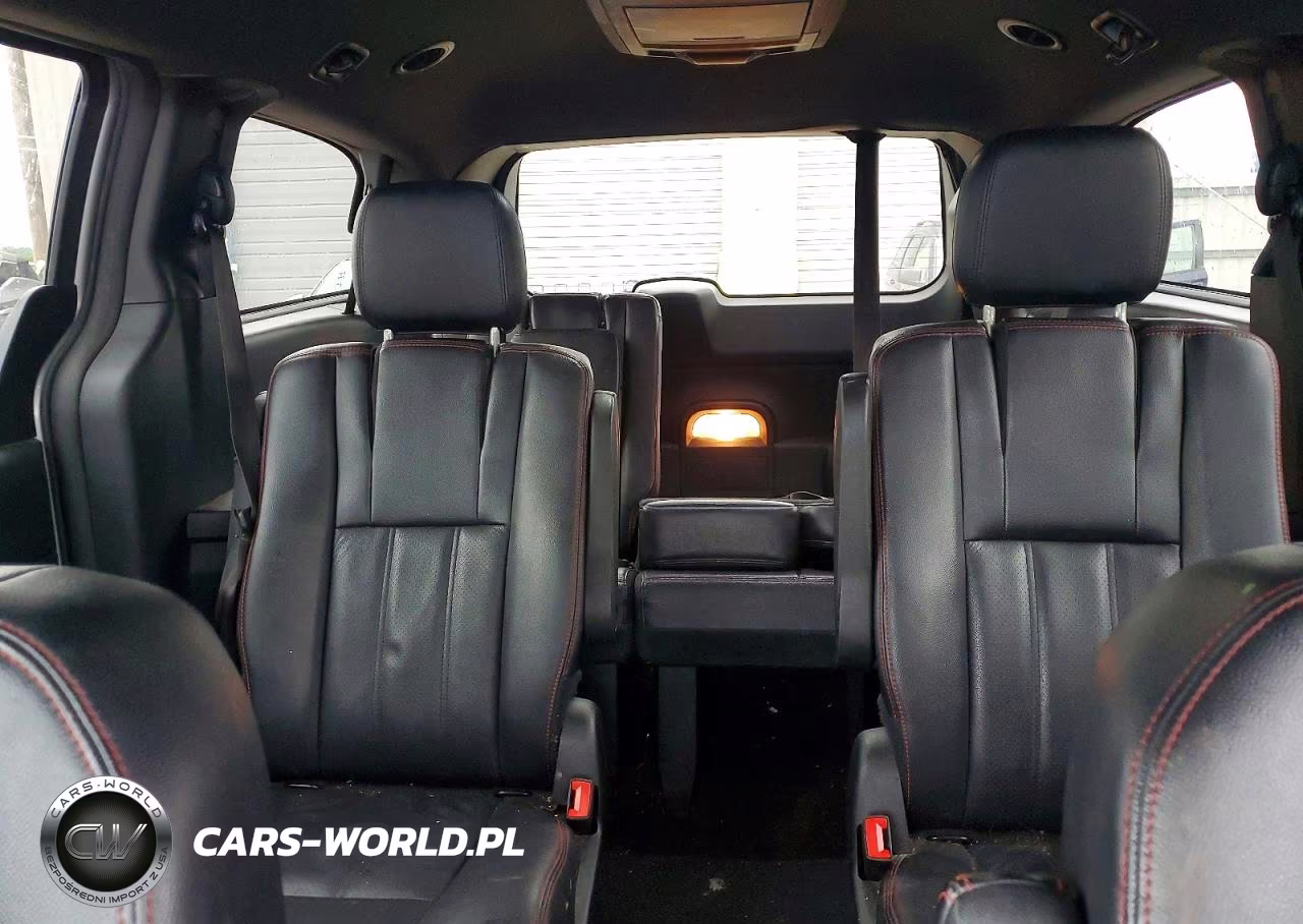 2018 Dodge Grand Caravan Gt VIN:2C4RDGEG4JR341001 - 10