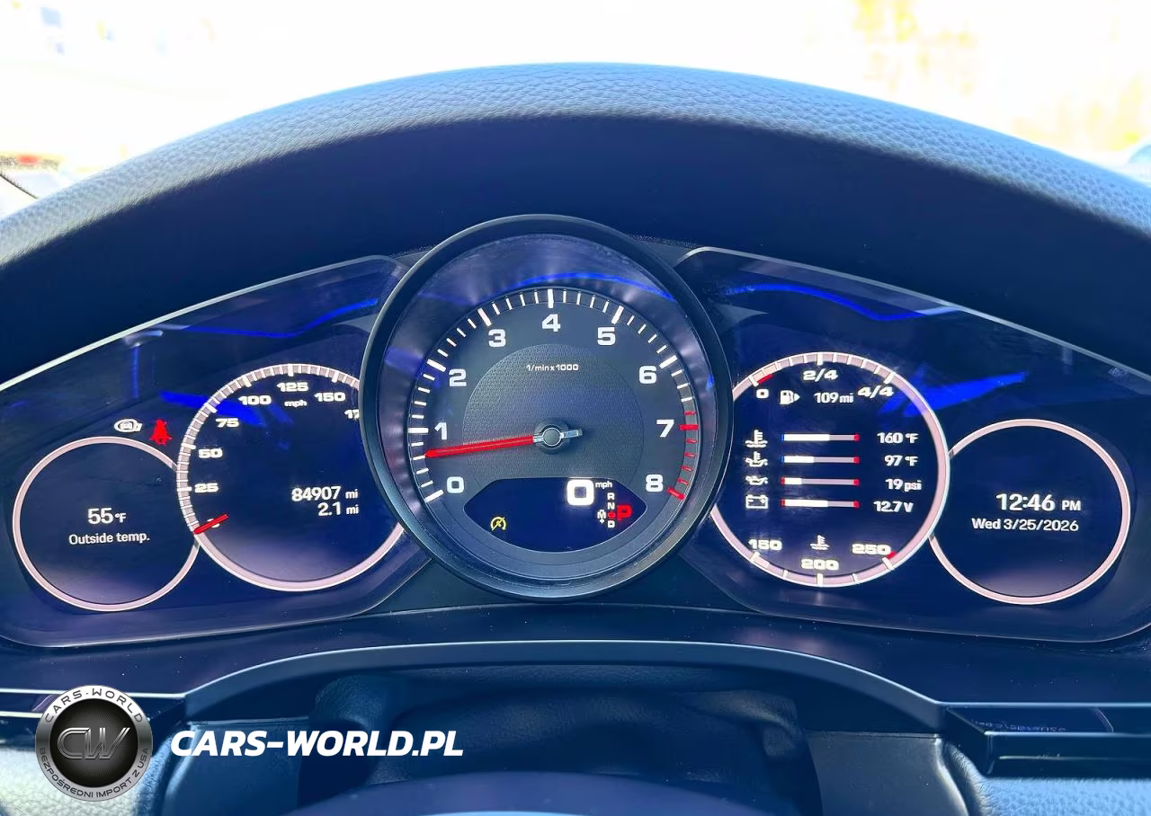 2023 Porsche Cayenne Coupe VIN:WP1BA2AY6PDA25539 - 9