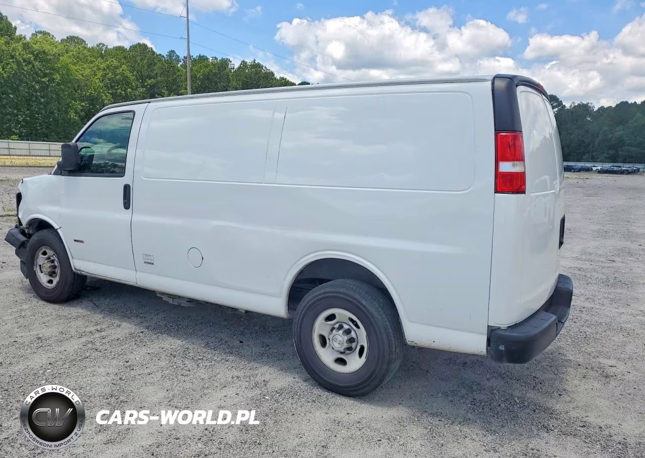 2017 Chevrolet Express G2500 VIN:1GCWGAF15H1198821 - 2