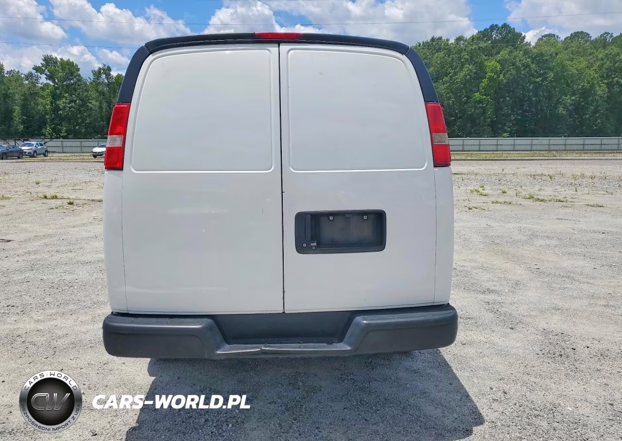 2017 Chevrolet Express G2500 VIN:1GCWGAF15H1198821 - 6