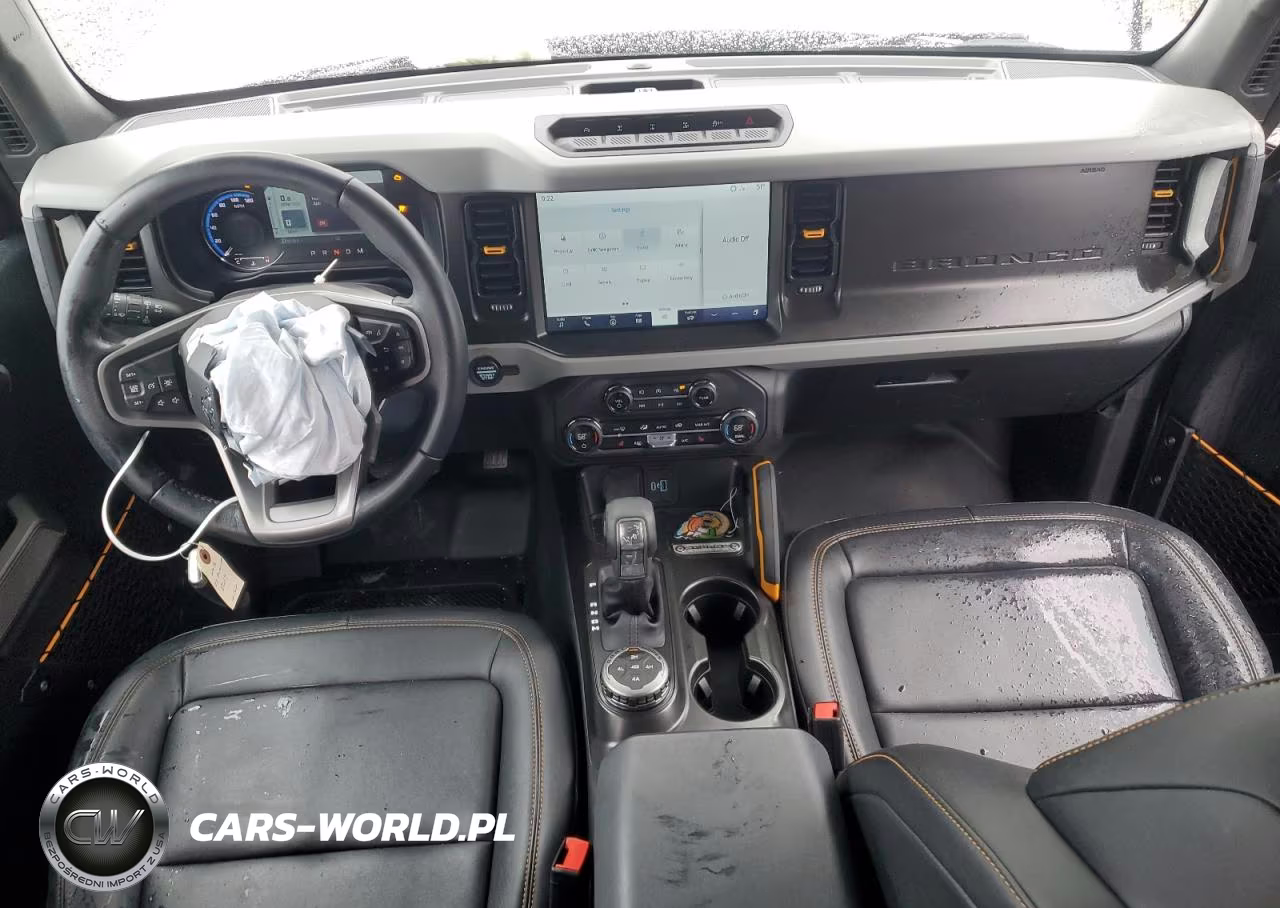 2023 Ford Bronco Base VIN:1FMEE5DPXPLB38998 - 8