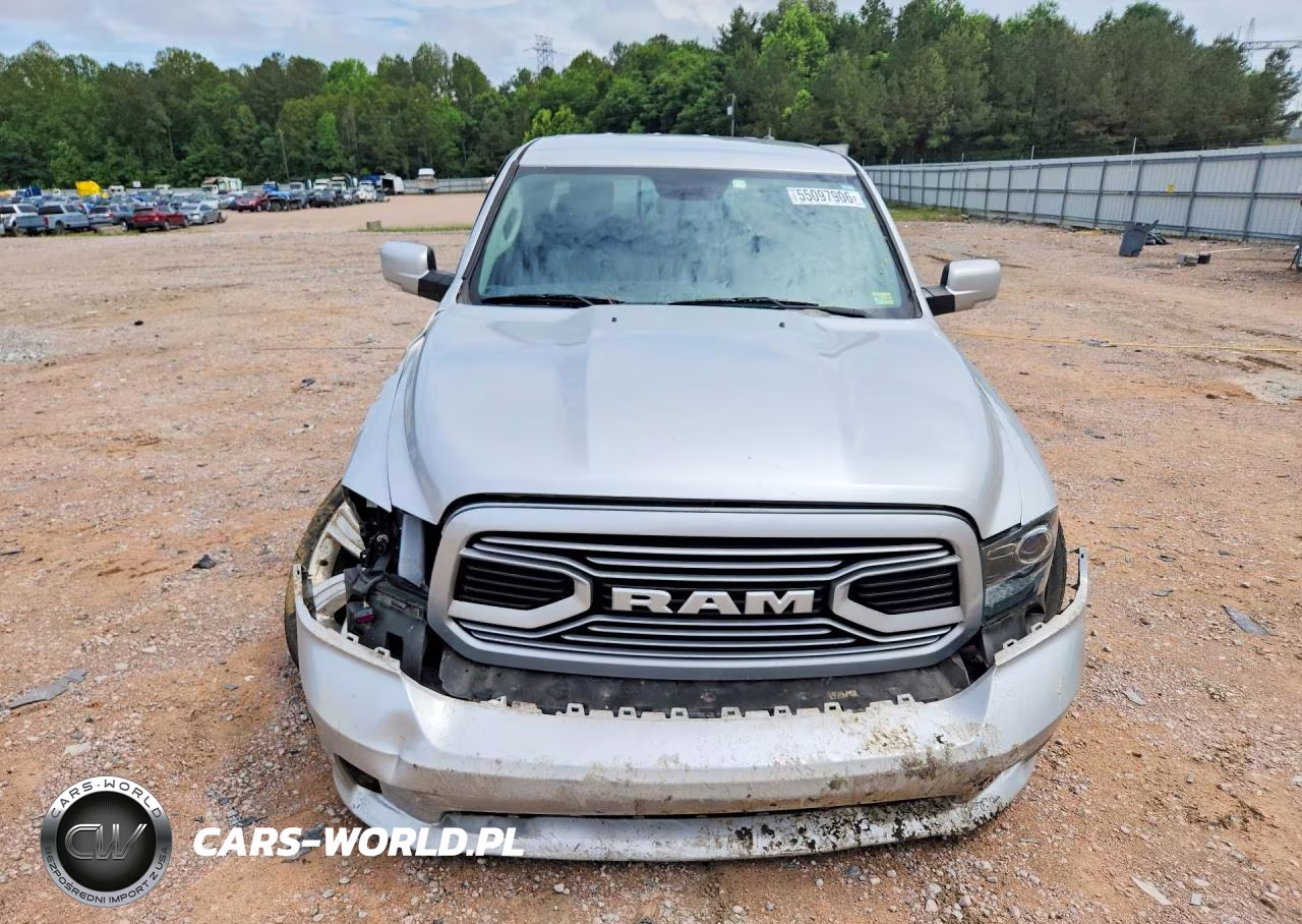 2018 Ram 1500 Sport VIN:1C6RR7MG6JS259294 - 5