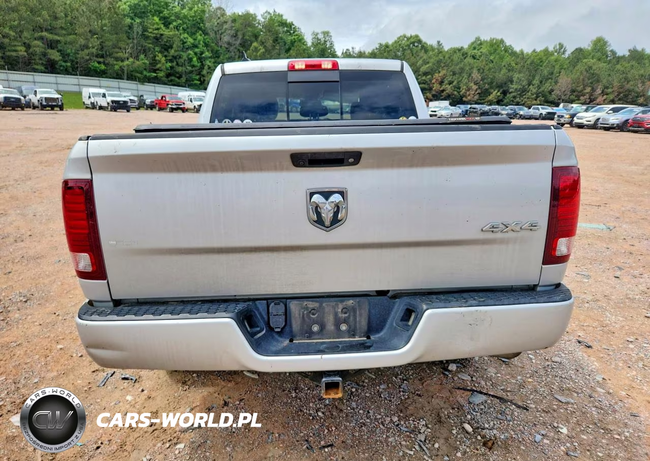 2018 Ram 1500 Sport VIN:1C6RR7MG6JS259294 - 6