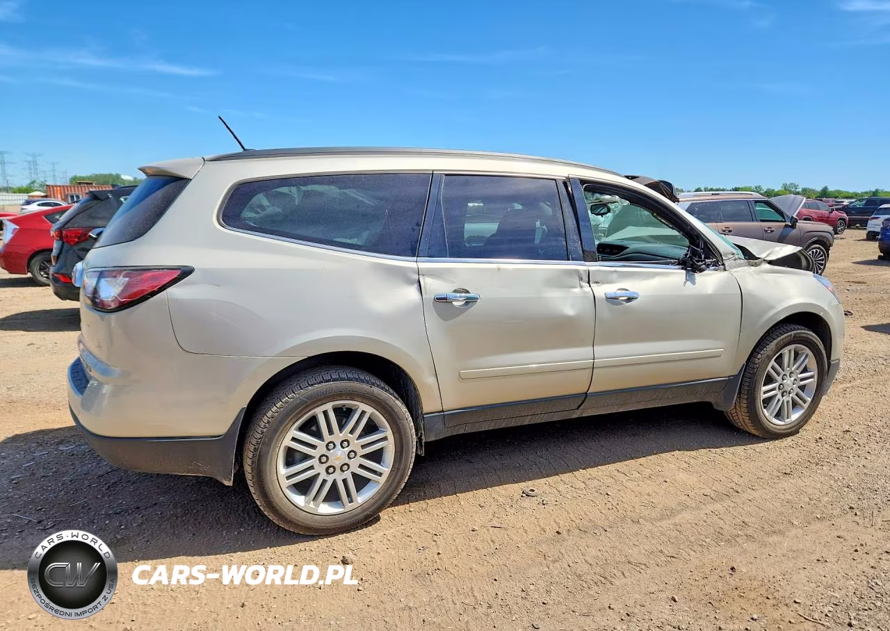 2014 Chevrolet Traverse Lt VIN:1GNKRGKD8EJ288446 - 3