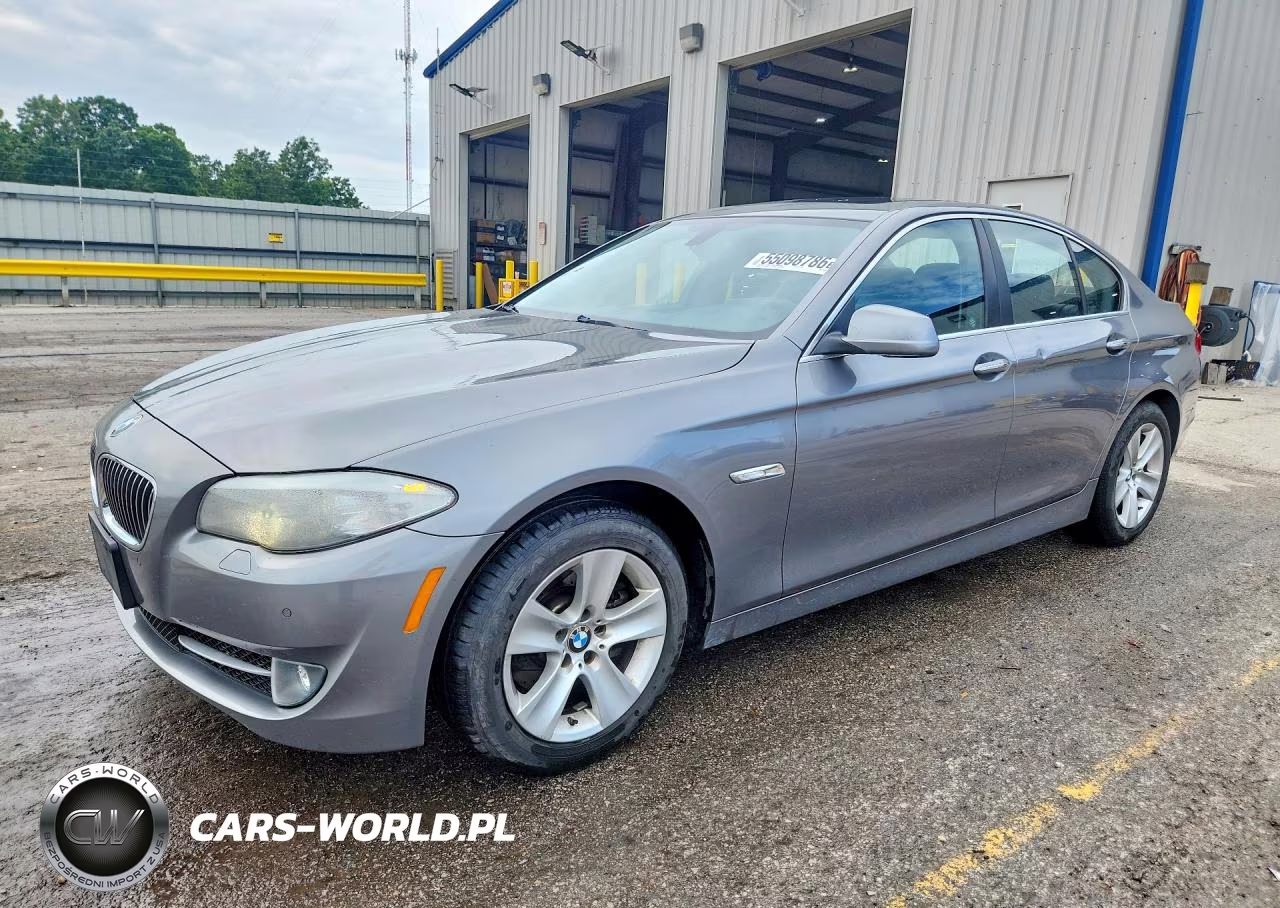 2013 BMW 528 Xi – zdjęcie 1 z 12