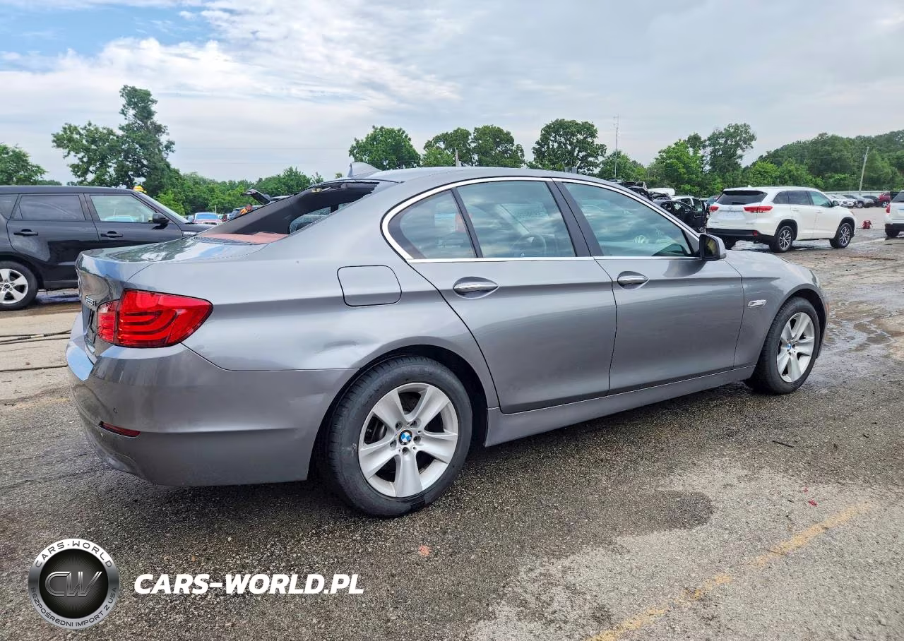 2013 BMW 528 Xi VIN:WBAXH5C5XDD110898 - 3