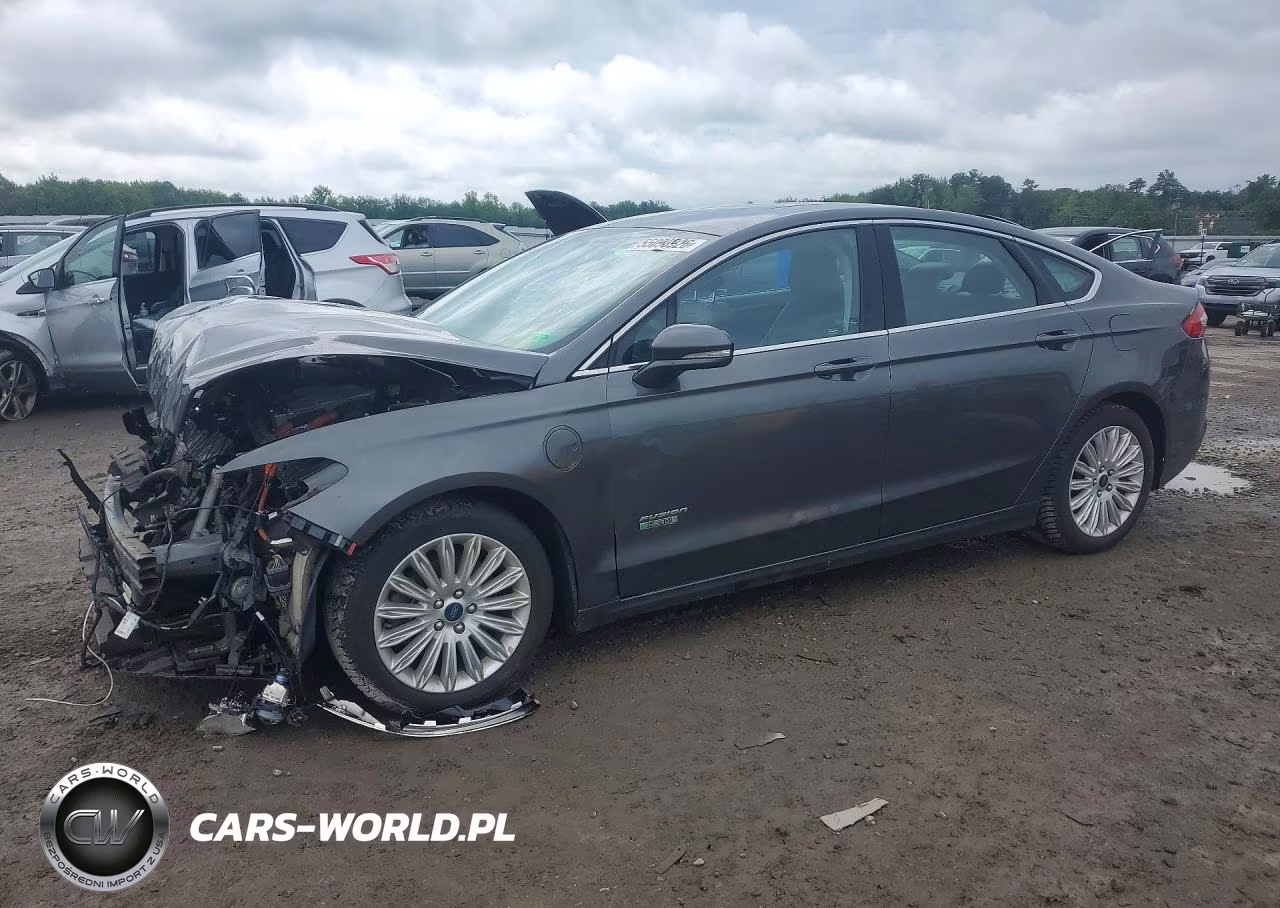 2015 Ford Fusion Se Phev – zdjęcie 1 z 12