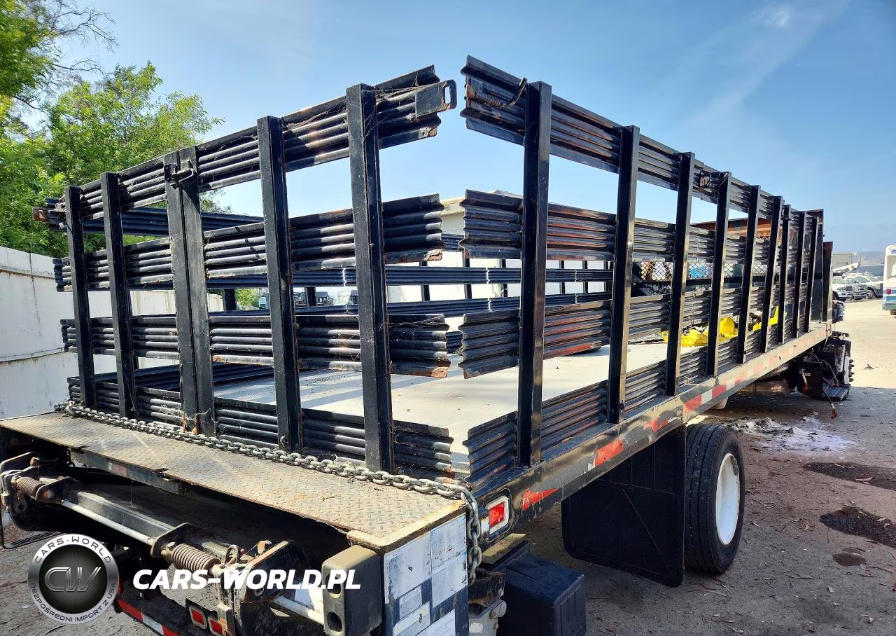 2017 Ford F-650 Diesel Kick-Up Frame VIN:1FDNF6EC2HDB11465 - 3