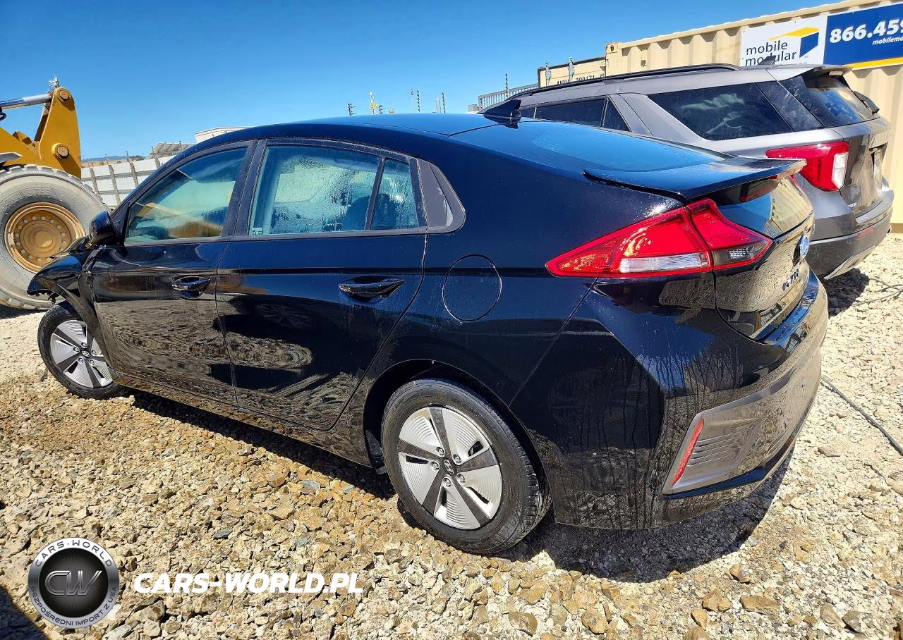 2021 Hyundai Ioniq Hybrid Blue VIN:KMHC65LC5MU245840 - 2