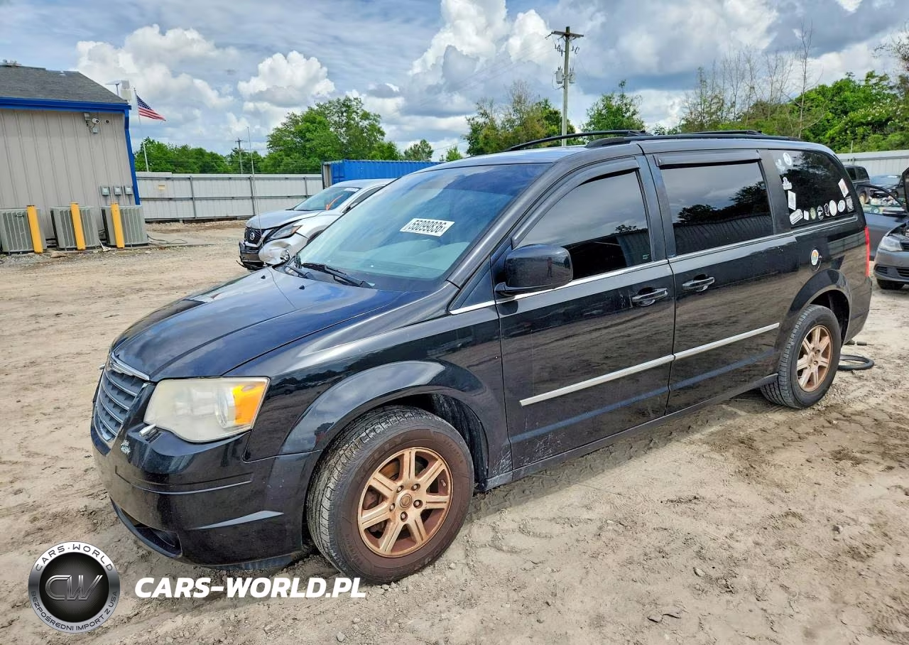 2010 Chrysler Town & Country Touring
