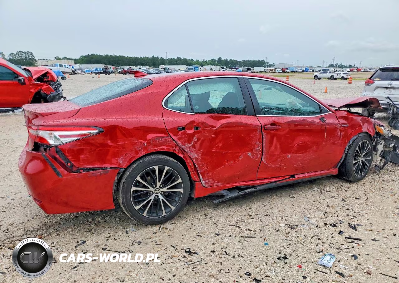 2020 Toyota Camry Se VIN:4T1G31AKXLU015349 - 3