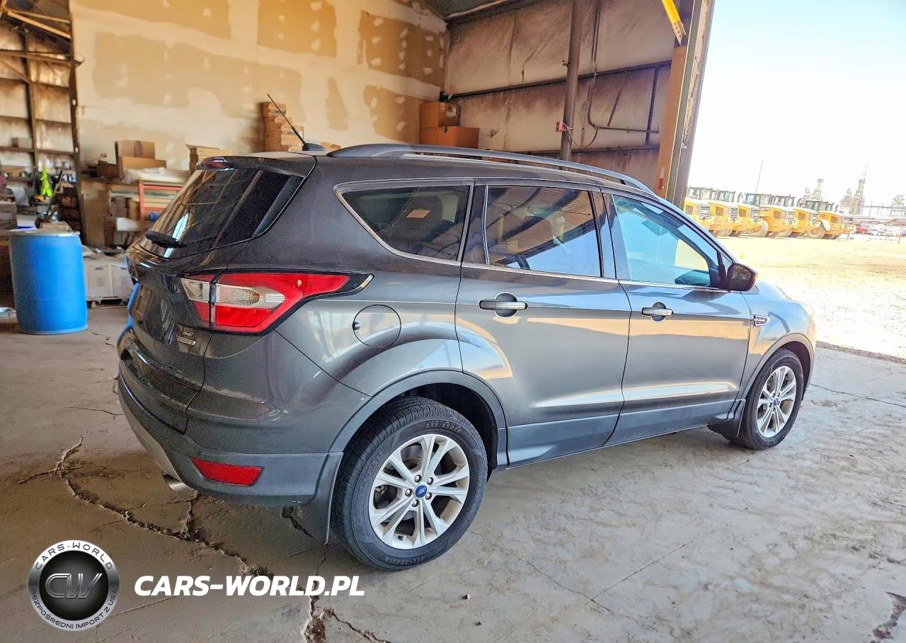 2018 Ford Escape Se VIN:1FMCU0GD5JUB85405 - 3