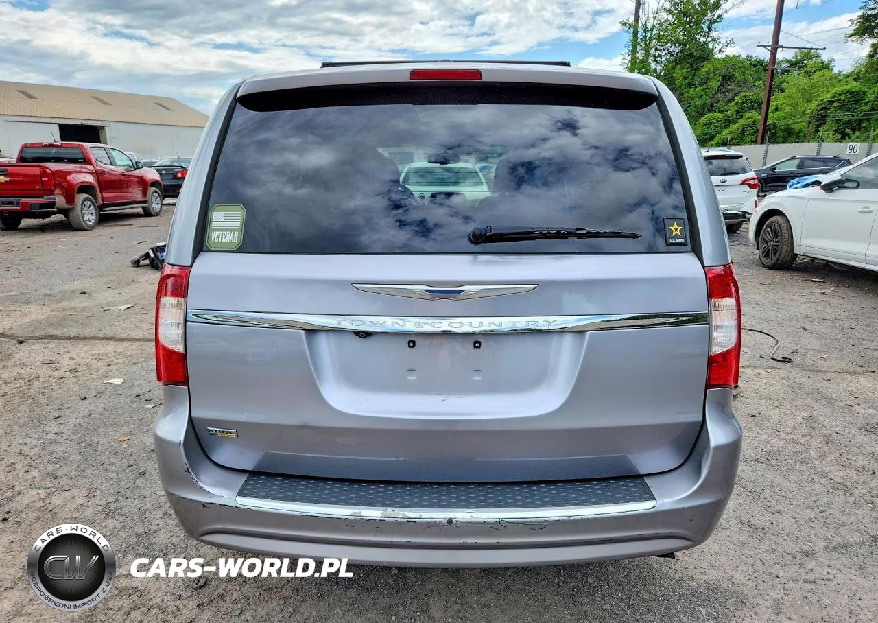 2014 Chrysler Town & Country Touring VIN:2C4RC1BG1ER444385 - 6