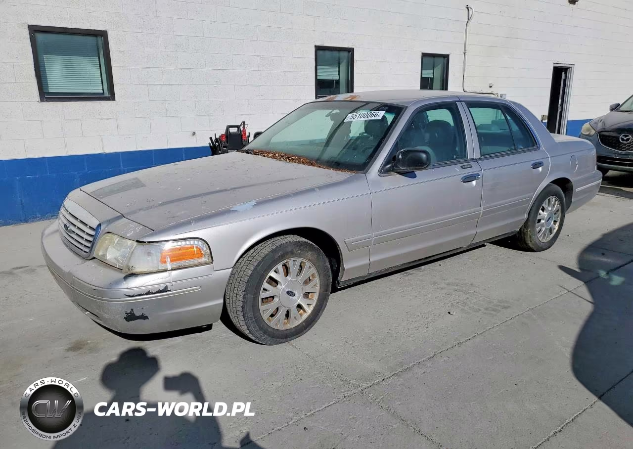 2004 Ford Crown Victoria