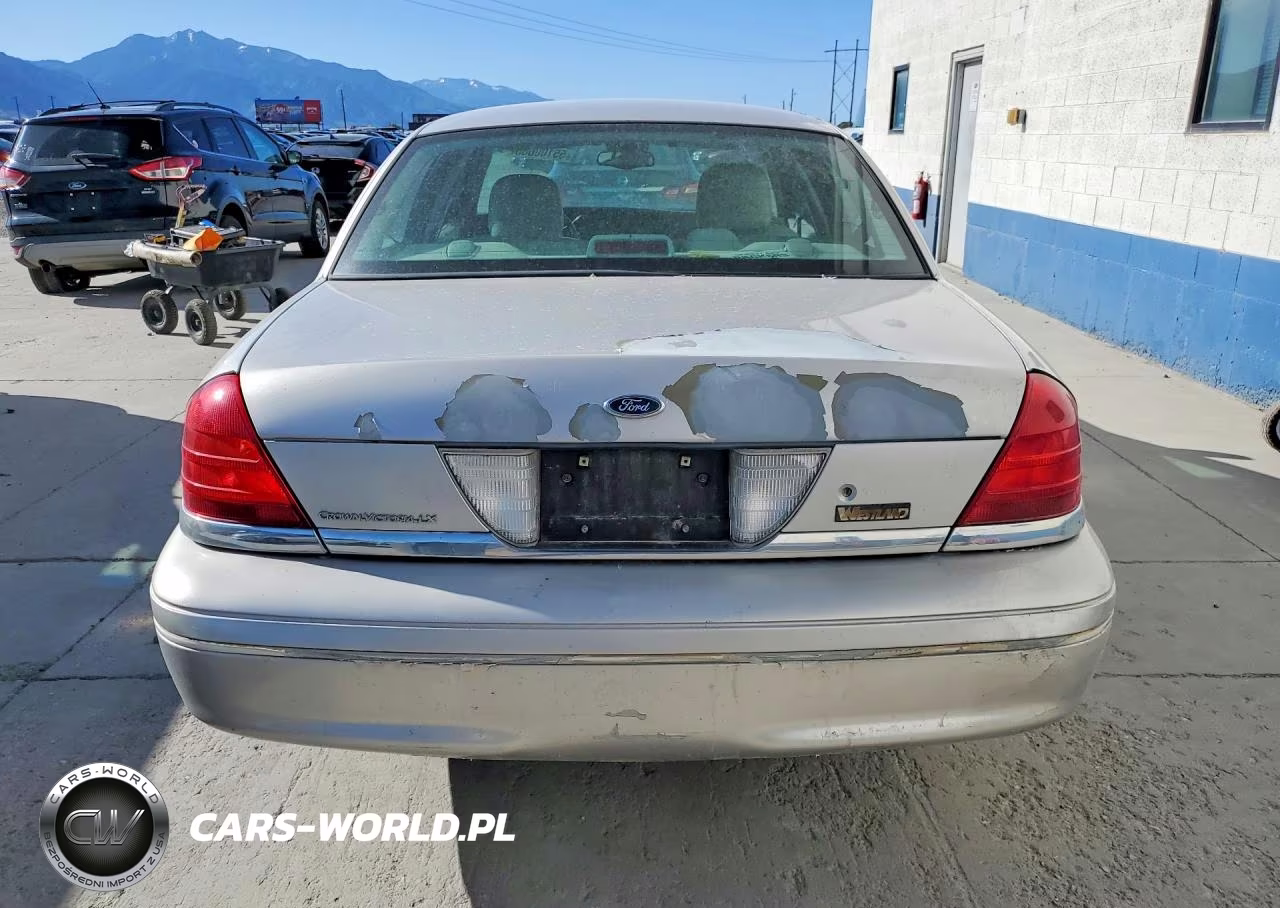 2004 Ford Crown Victoria VIN:2FAFP74WX4X132158 - 6