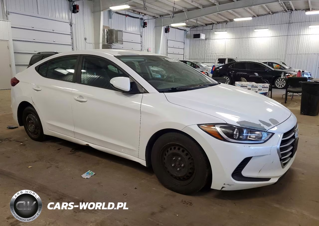 2018 Hyundai Elantra Sel VIN:5NPD84LFXJH325437 - 4