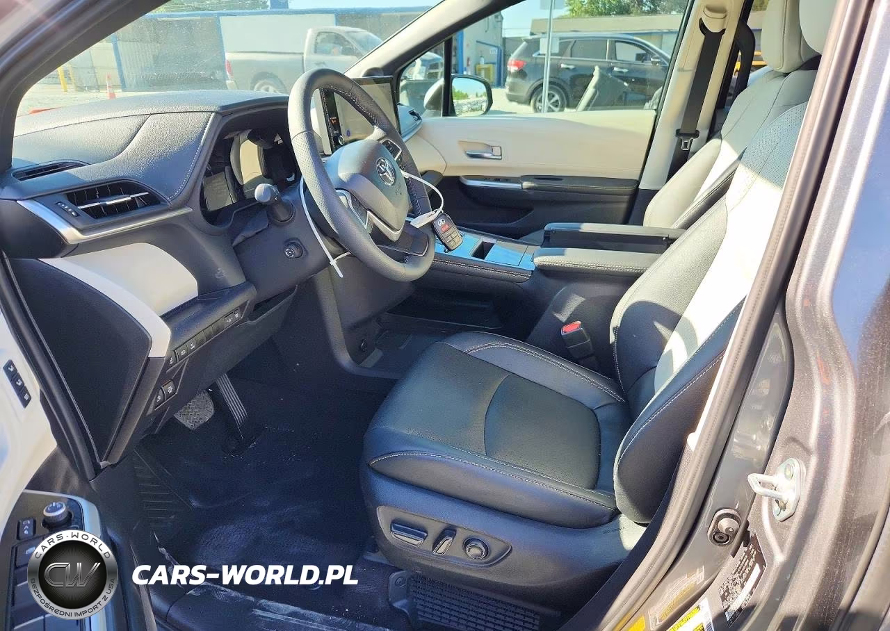 2026 Toyota Sienna Limited 7-Passenger VIN:5TDZSKFC7TS228061 - 7