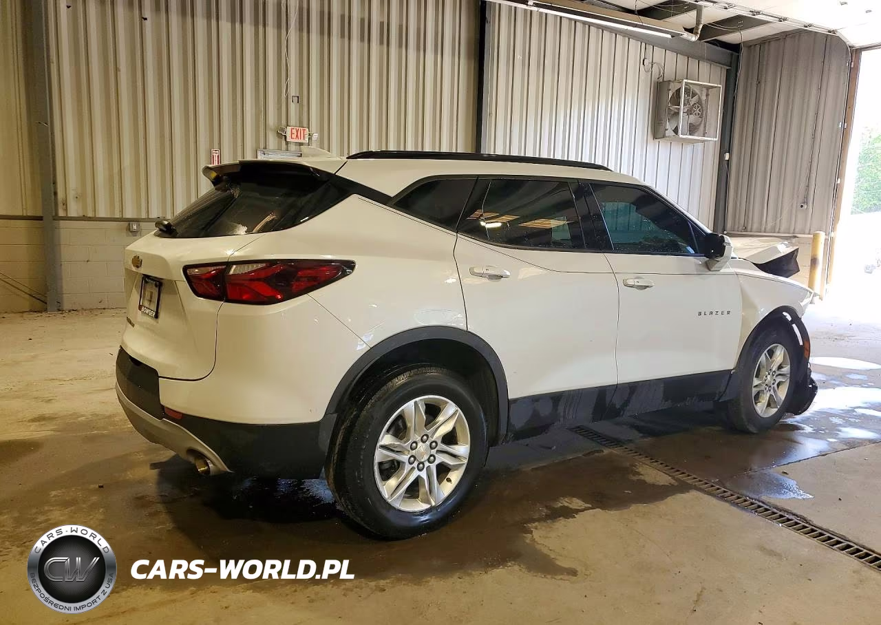2021 Chevrolet Blazer 2Lt VIN:3GNKBHR44MS546927 - 3