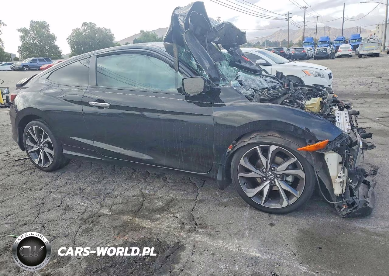 2019 Honda Civic Touring VIN:2HGFC3B97KH355150 - 4