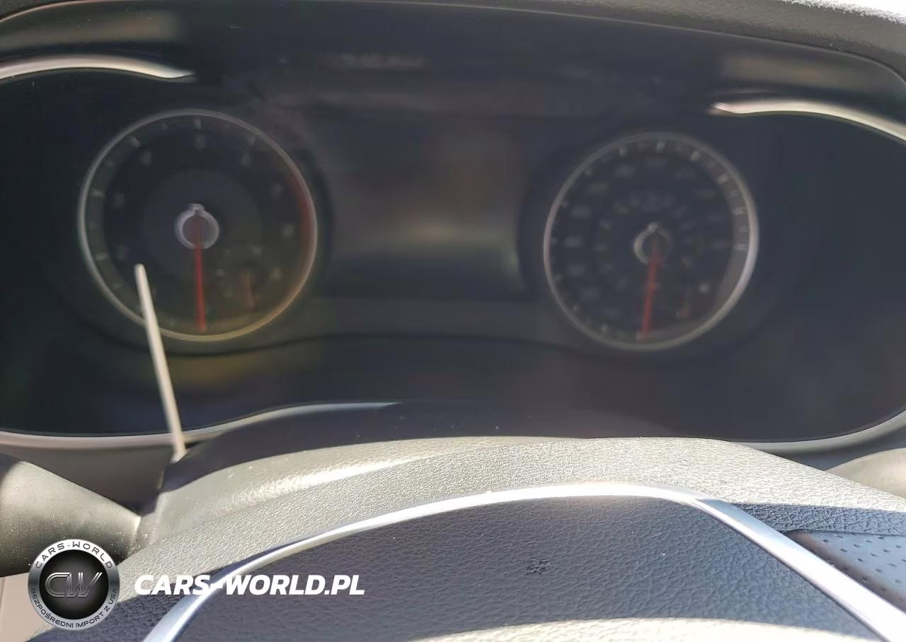 2019 Genesis G70 2.0T Advanced VIN:KMTG44LAXKU022034 - 9