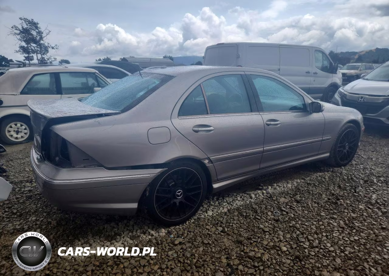 2007 Mercedes-Benz C 230 VIN:WDBRF52HX7F890826 - 3