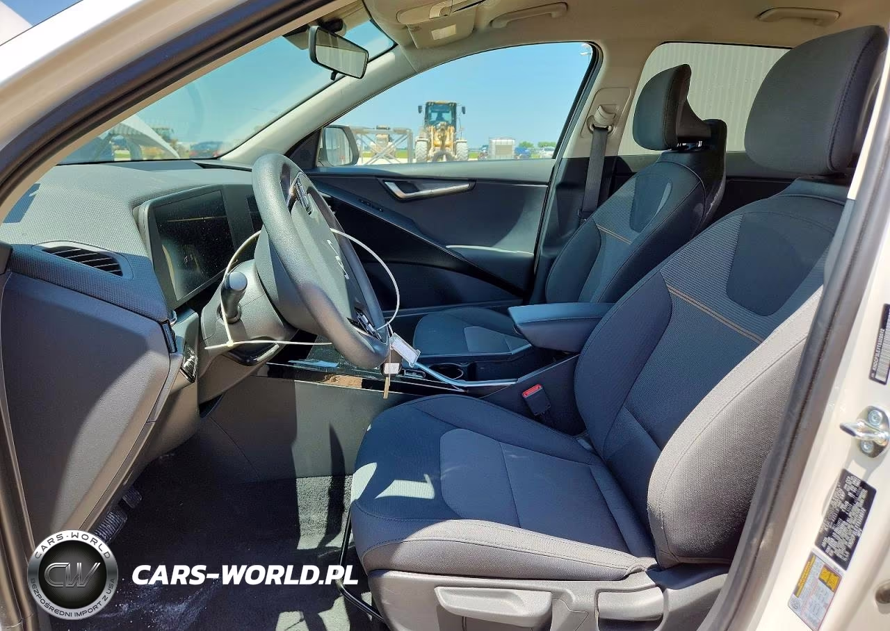 2026 Kia Niro Lx VIN:KNDCP3LE7T5328072 - 7
